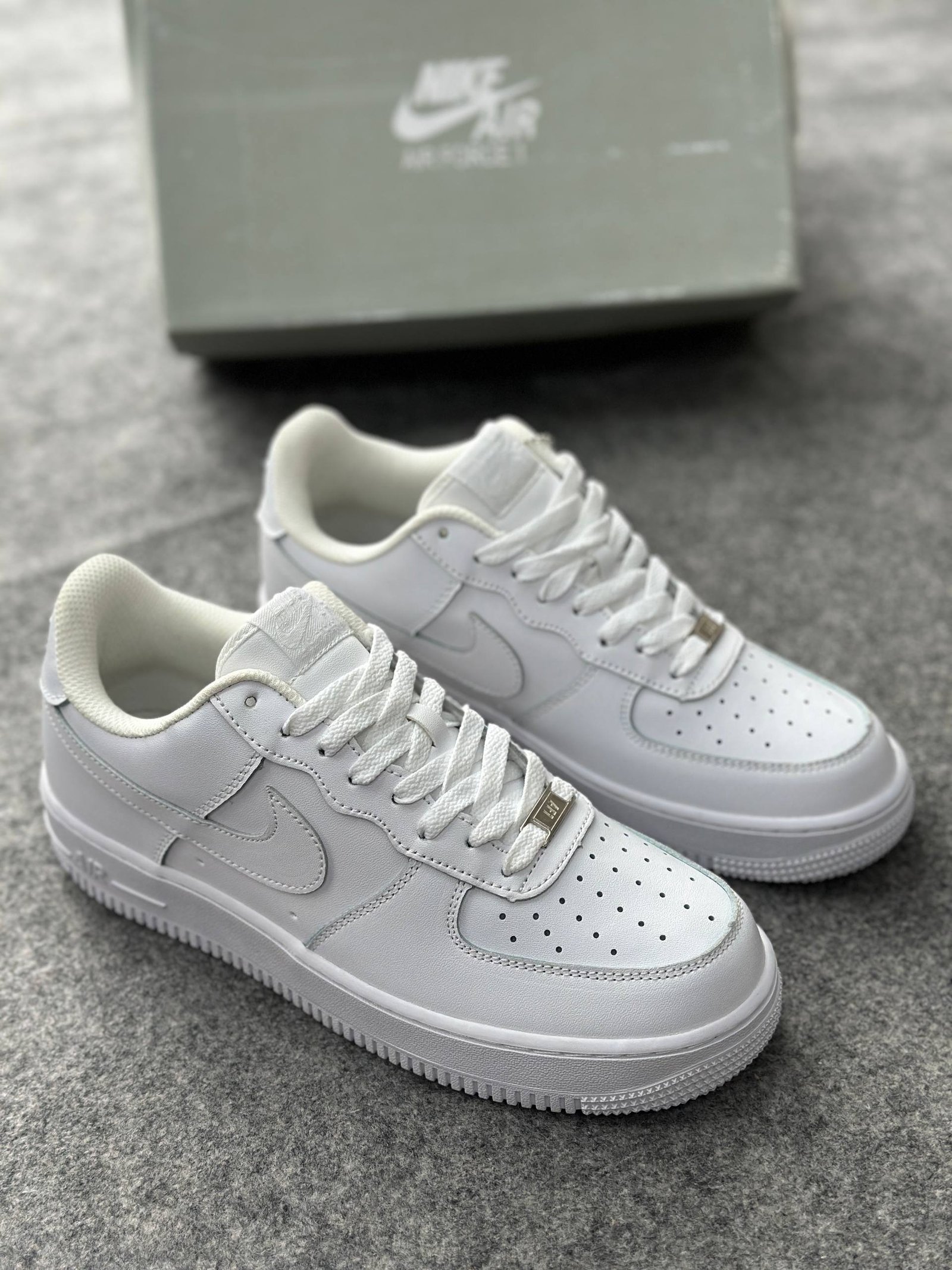 Air Force 1 || Color – Full White || Low Neck || Grade – OEM Superior