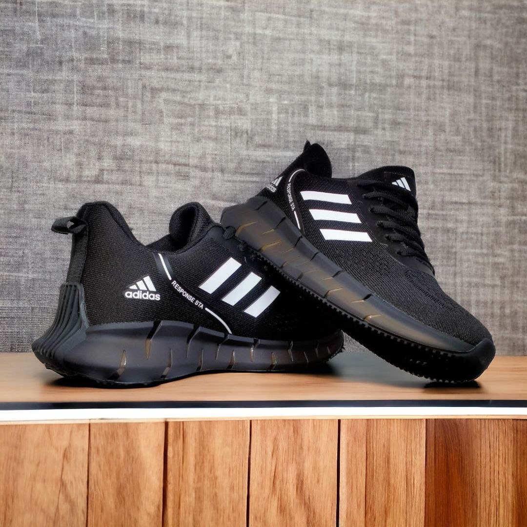 Adidas Ultra Boost || Color – Black & White || Low Neck || Grade – OEM Superior